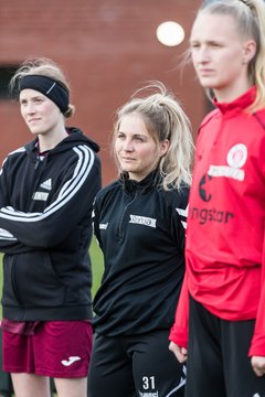 Bild 43 - Co-Trainerin der Frauen Nationalmannschaft Britta Carlson in Wahlstedt